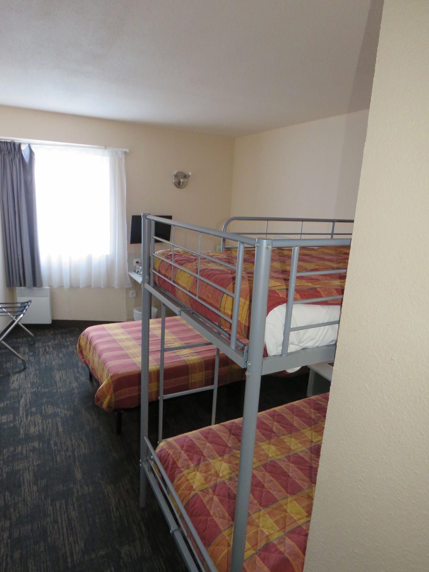 The Originals City, Hotel Le Forum, Strasbourg Nord Schiltigheim Bagian luar foto