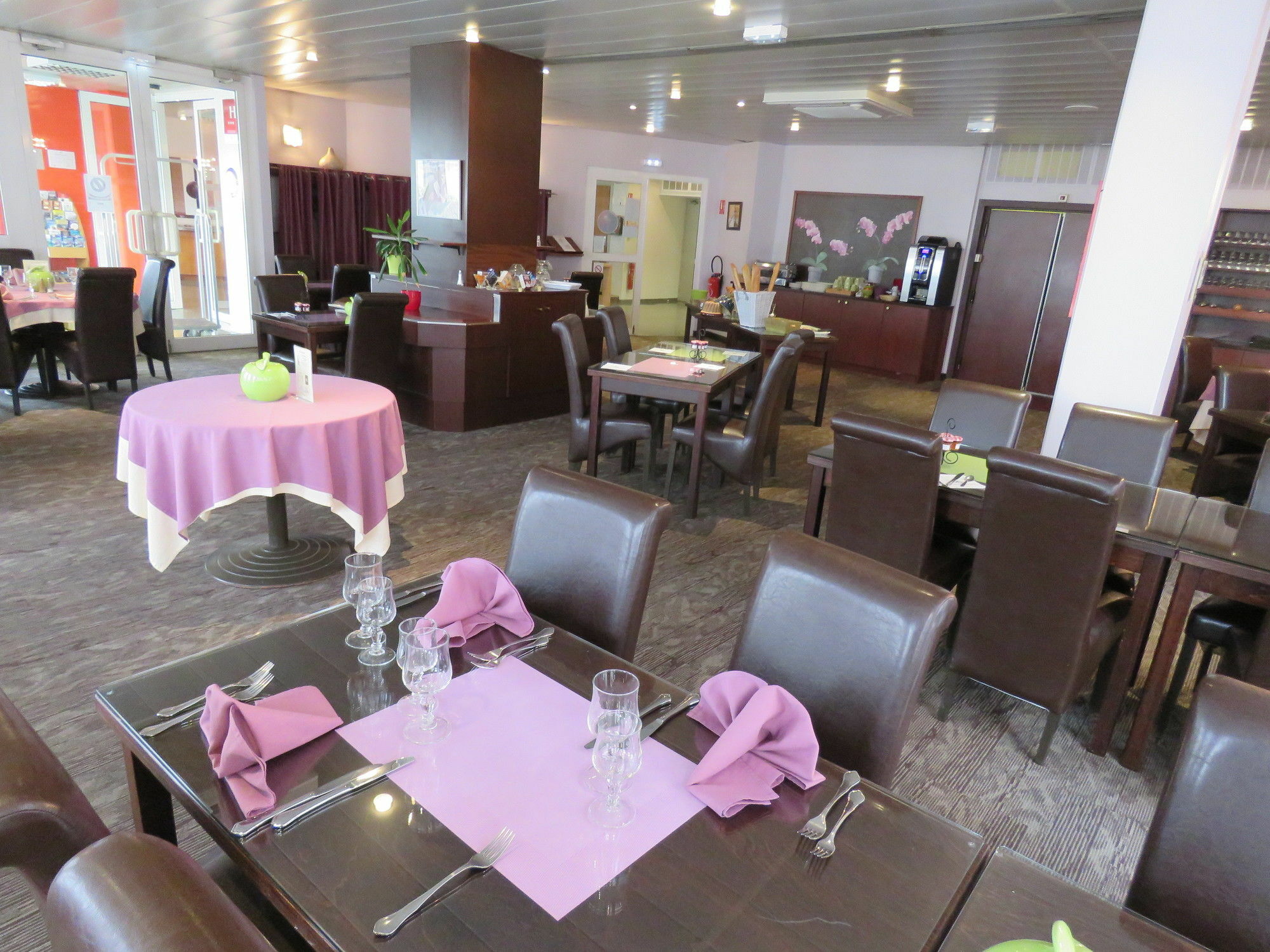 The Originals City, Hotel Le Forum, Strasbourg Nord Schiltigheim Bagian luar foto