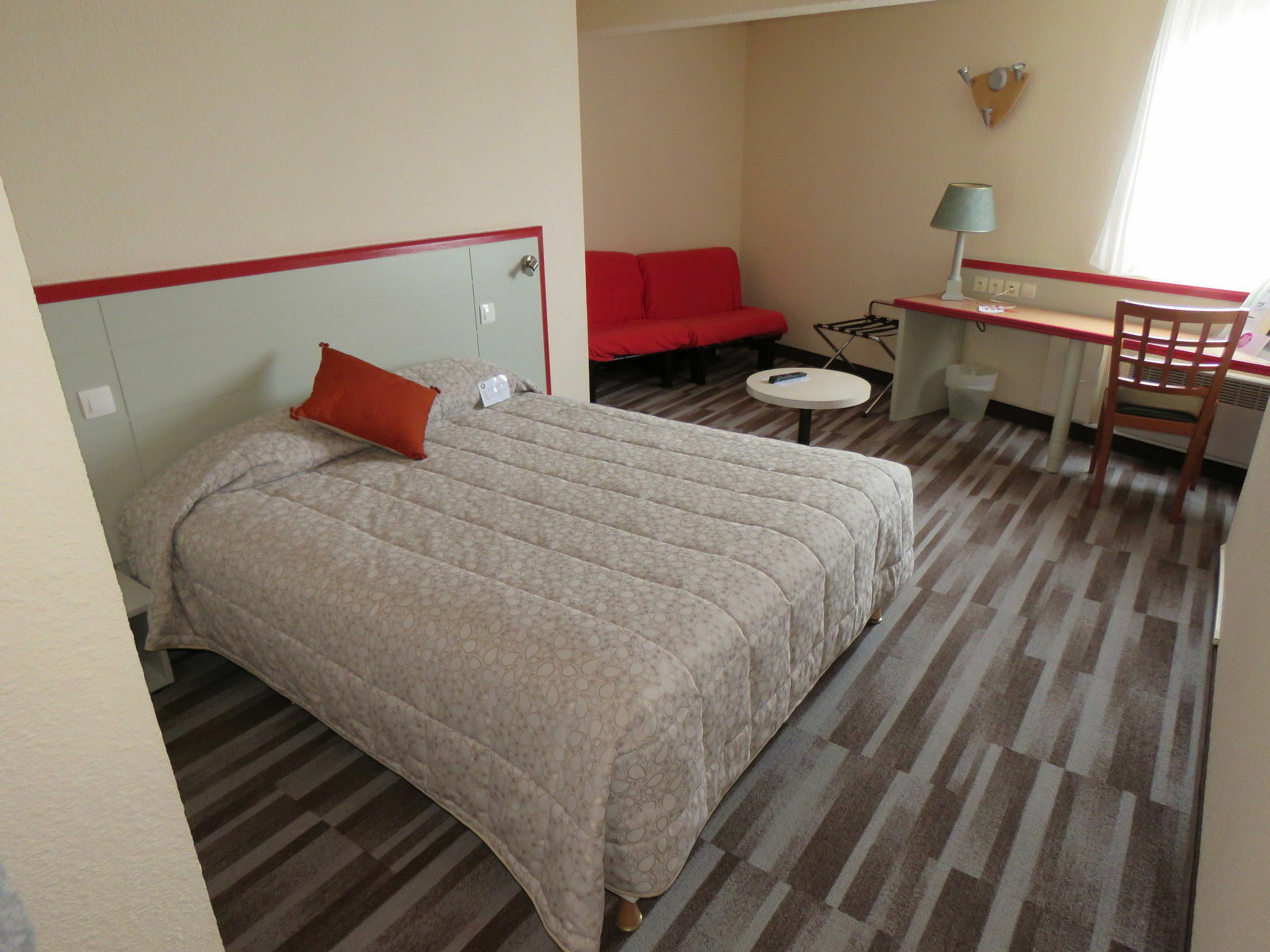 The Originals City, Hotel Le Forum, Strasbourg Nord Schiltigheim Bagian luar foto